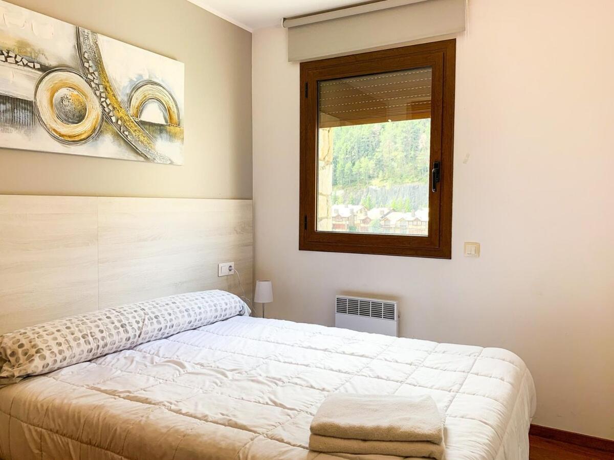 Apartamento Font Blanca En Arinsal Mas de Ribafeta المظهر الخارجي الصورة